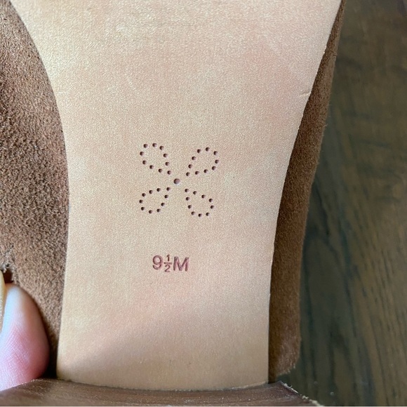 Caslon Brown Suede Maggie Slides Sandals Mules With Geometric Cutouts SZ 9.5 - Picture 9 of 10